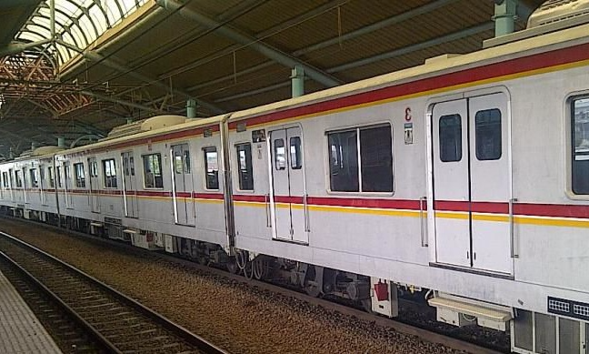 Cuma Rp 5 Ribu, Tarif KRL Jakarta ke Cikarang! - Kompas TV